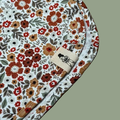 T-shirt fleuri Lila