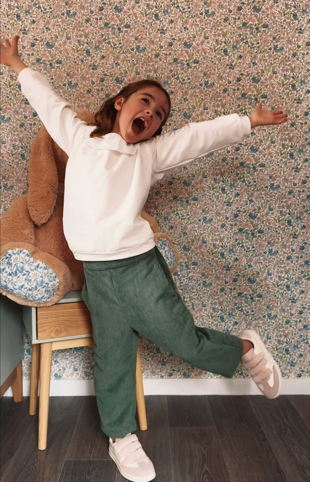 Sweat Iris Beige — 7-12 ans